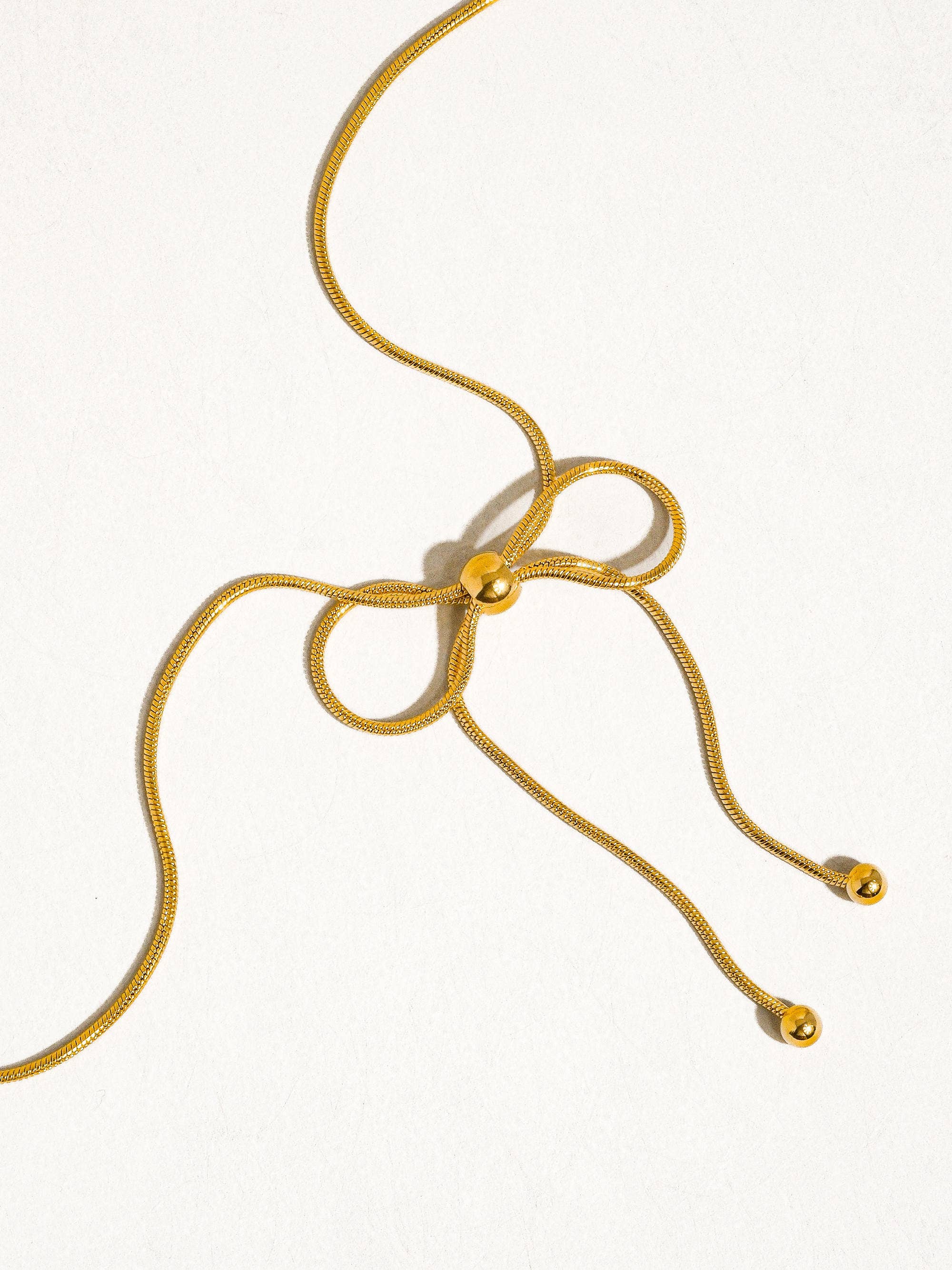 Venus - Bow Chain Necklace